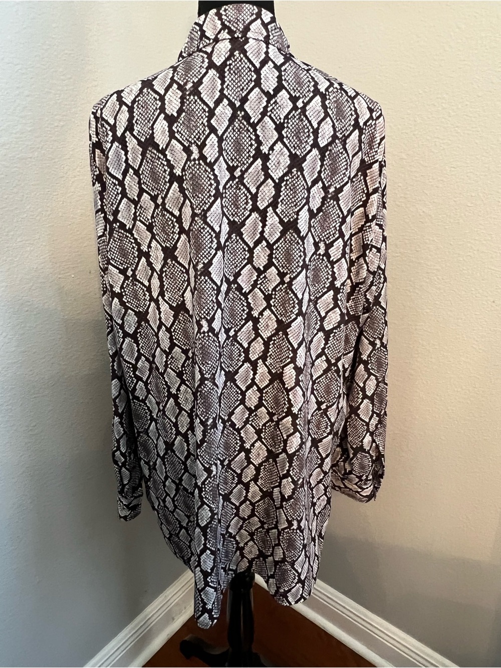 Michael Kors Black & White Snake-Print Zip Jacket - Picture 2 of 8